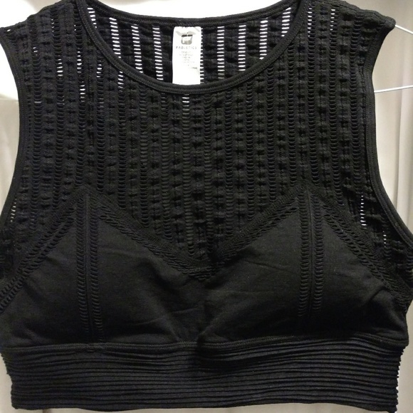 NWT Fabletics crop top w bra - Picture 1 of 4